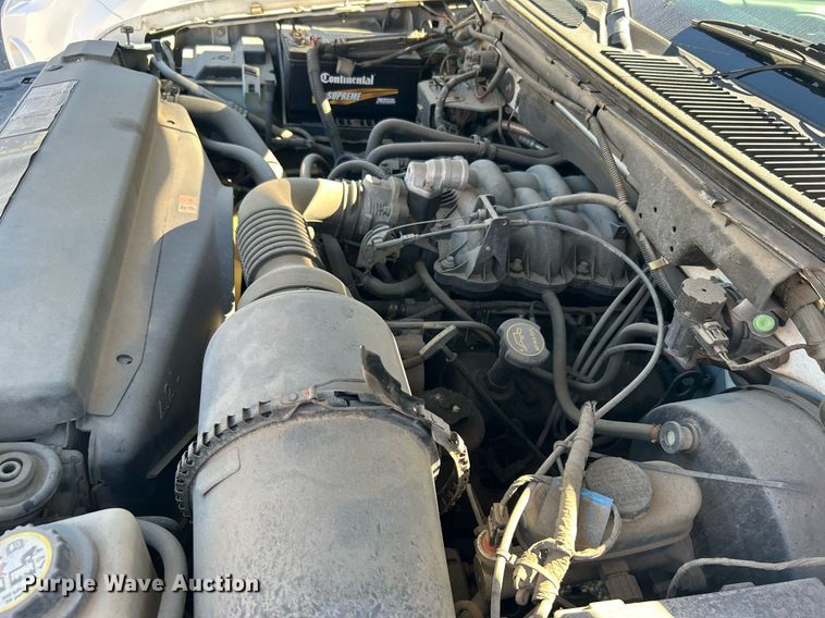 image for item OM9033 2002 Ford F150  SuperCab pickup truck