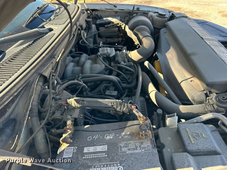 image for item OM9033 2002 Ford F150  SuperCab pickup truck