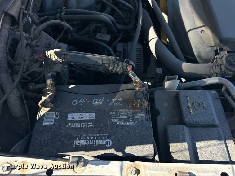 image for item OM9033 2002 Ford F150  SuperCab pickup truck