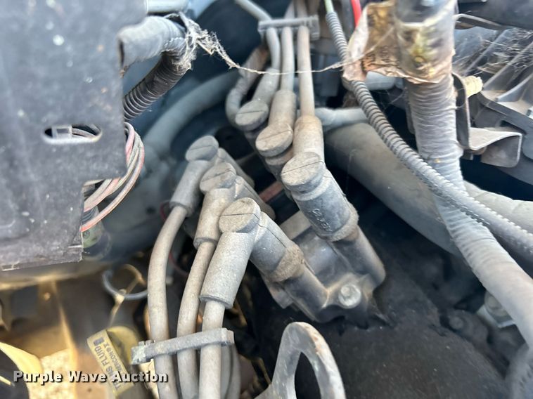 image for item OM9033 2002 Ford F150  SuperCab pickup truck