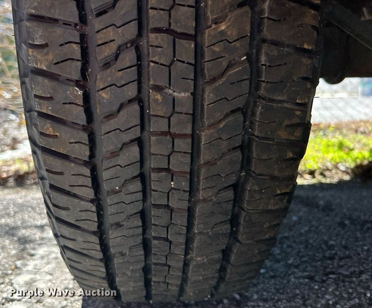 image for item OM9033 2002 Ford F150  SuperCab pickup truck