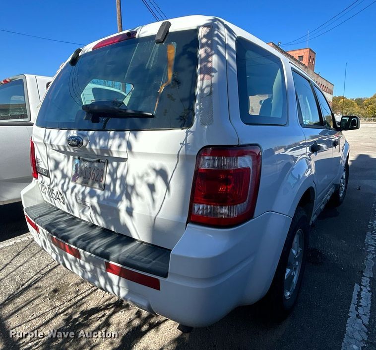 image for item OM9034 2010 Ford Escape  SUV