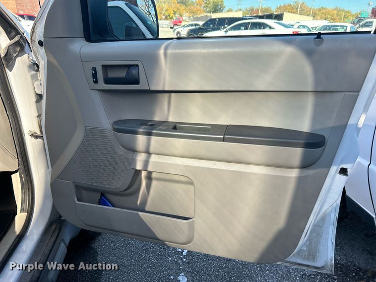 image for item OM9034 2010 Ford Escape  SUV