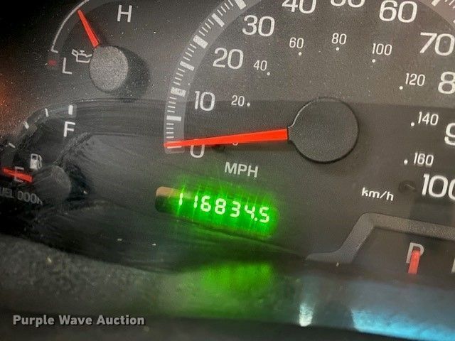 image for item OM9035 2003 Ford F150  SuperCab pickup truck