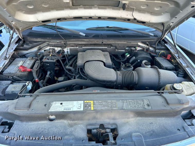 image for item OM9035 2003 Ford F150  SuperCab pickup truck