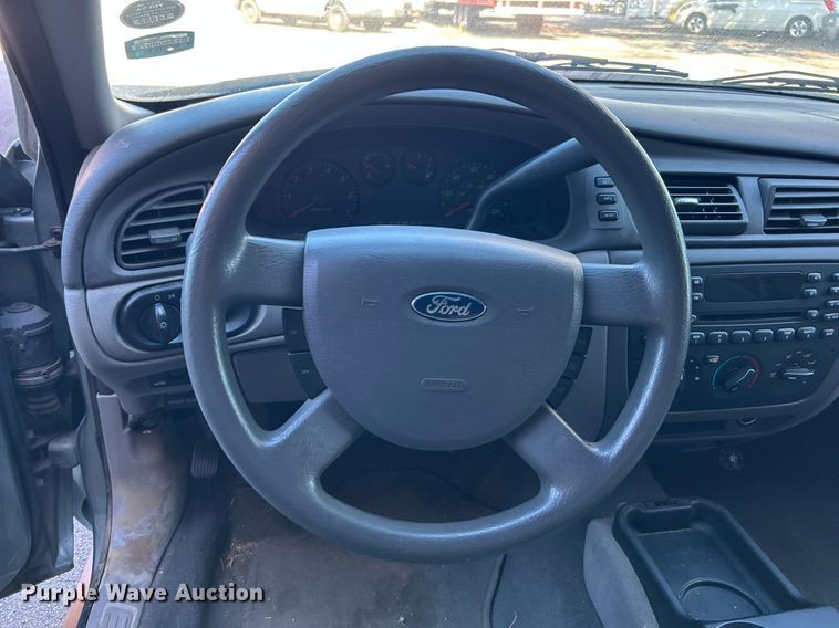 image for item OM9036 2007 Ford Taurus