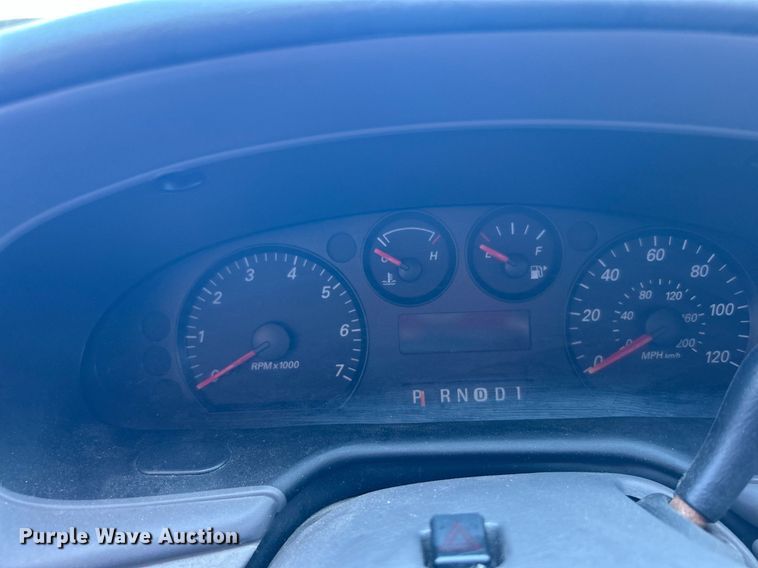 image for item OM9036 2007 Ford Taurus