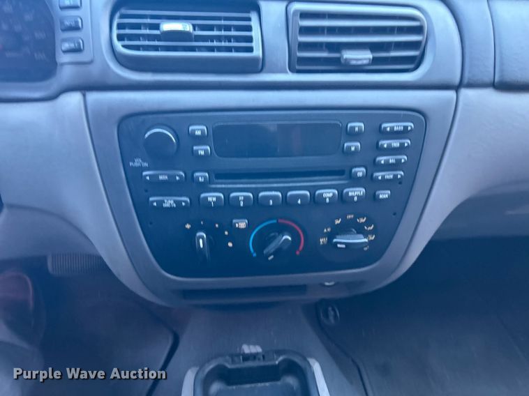 image for item OM9036 2007 Ford Taurus