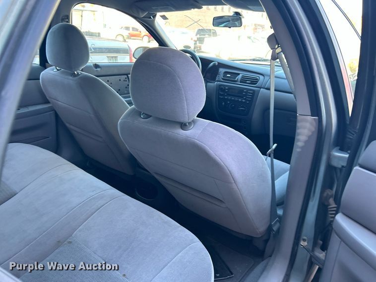 image for item OM9036 2007 Ford Taurus