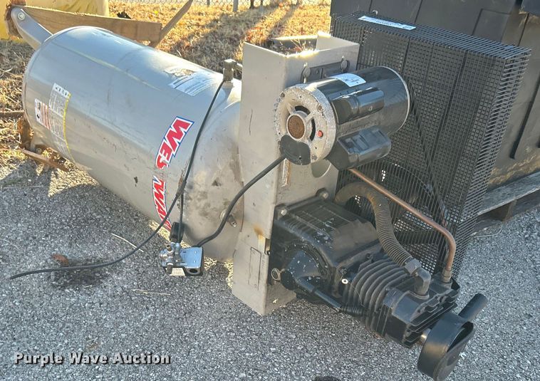 image for item OM9046 Westward 3VB60  air compressor