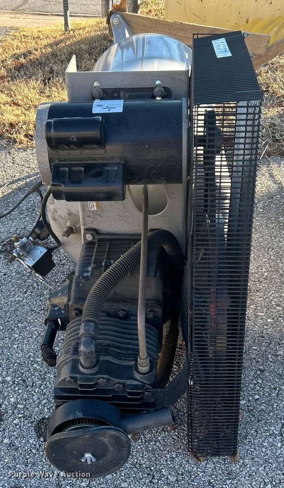 image for item OM9046 Westward 3VB60  air compressor