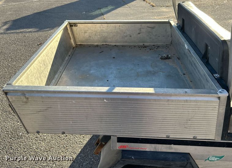 image for item OM9048 Ingersoll Rand Clubcar Carryall 1  golf cart