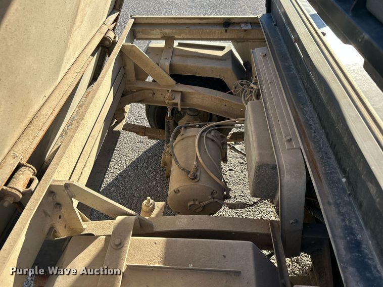 image for item OM9048 Ingersoll Rand Clubcar Carryall 1  golf cart