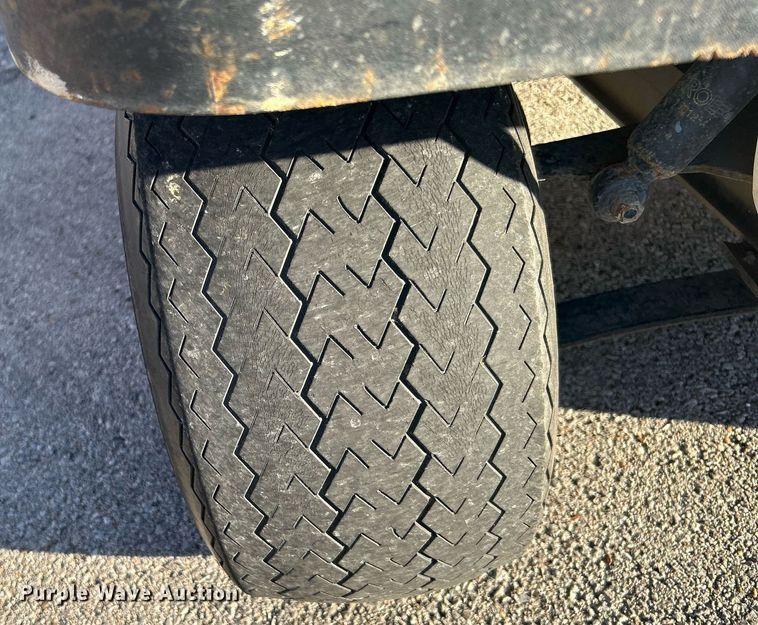 image for item OM9048 Ingersoll Rand Clubcar Carryall 1  golf cart