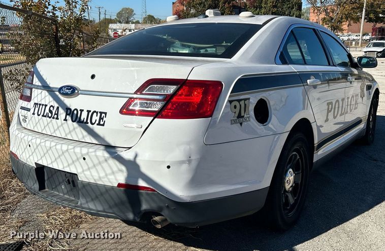 image for item OM9052 (2) Ford Taurus Police Interceptors