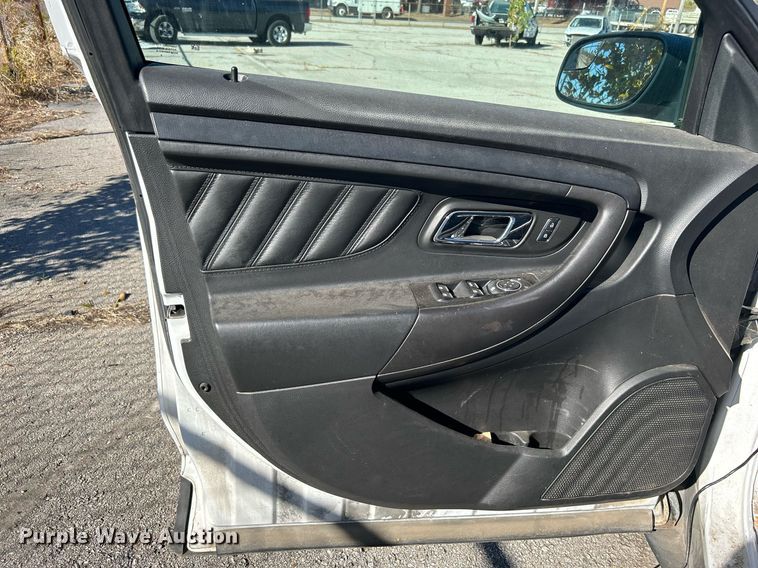 image for item OM9052 (2) Ford Taurus Police Interceptors