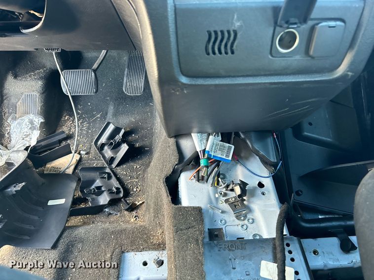 image for item OM9052 (2) Ford Taurus Police Interceptors