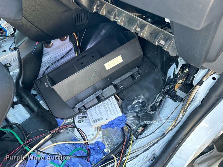 image for item OM9052 (2) Ford Taurus Police Interceptors