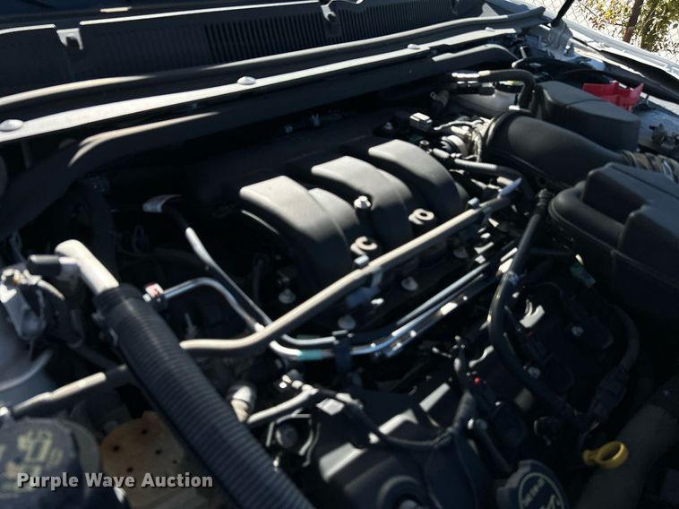 image for item OM9052 (2) Ford Taurus Police Interceptors