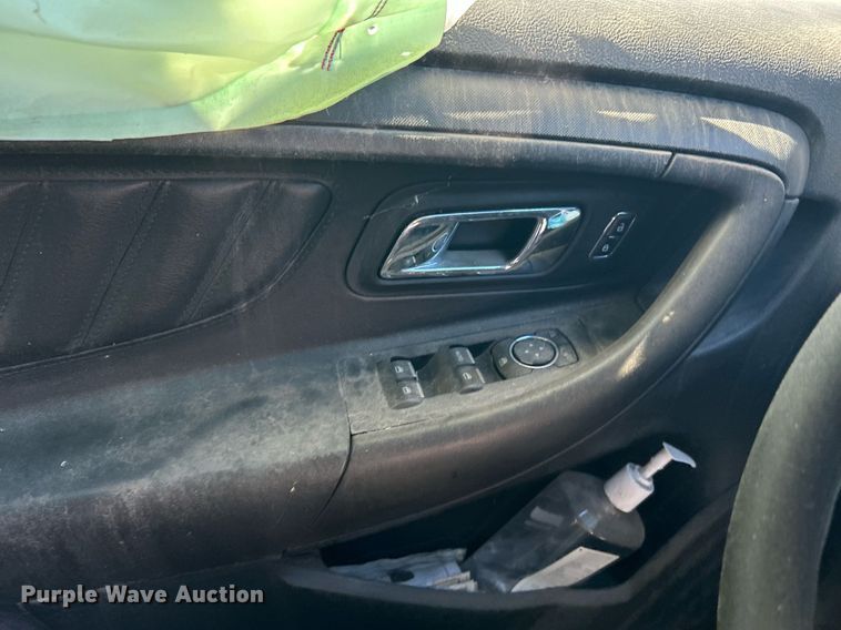 image for item OM9052 (2) Ford Taurus Police Interceptors