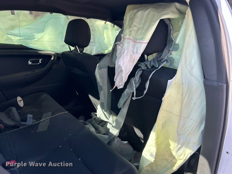 image for item OM9052 (2) Ford Taurus Police Interceptors