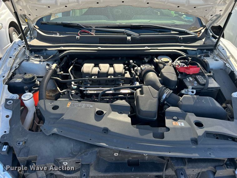 image for item OM9052 (2) Ford Taurus Police Interceptors