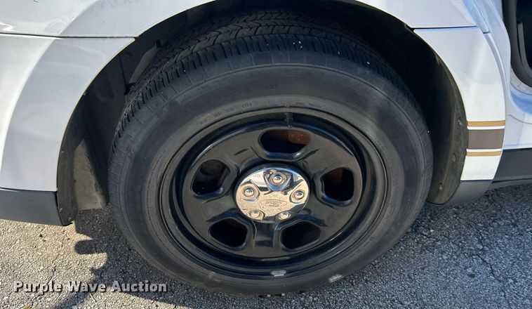 image for item OM9052 (2) Ford Taurus Police Interceptors