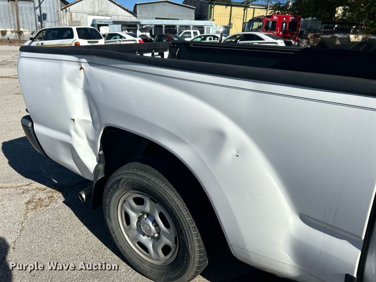 image for item OM9053 2013 Toyota Tacoma  pickup truck