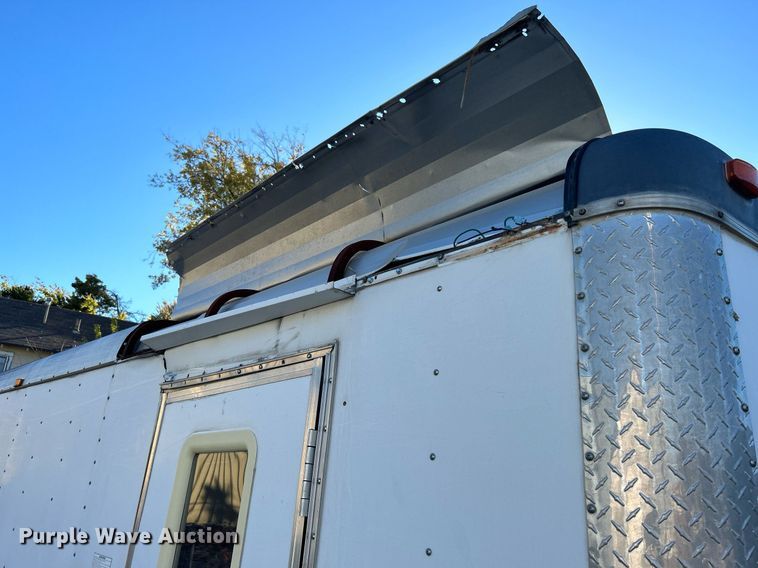 image for item OM9055 2007 Cargo Craft  enclosed cargo trailer