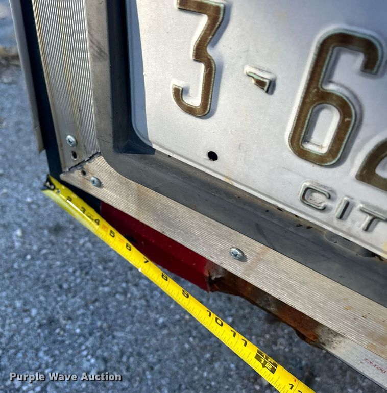 image for item OM9055 2007 Cargo Craft  enclosed cargo trailer