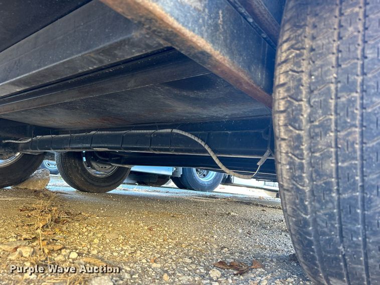 image for item OM9055 2007 Cargo Craft  enclosed cargo trailer