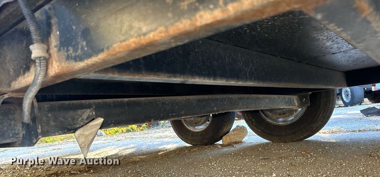 image for item OM9055 2007 Cargo Craft  enclosed cargo trailer