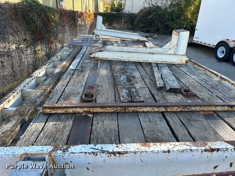 image for item OM9056 2012 Kraftsman  equipment trailer