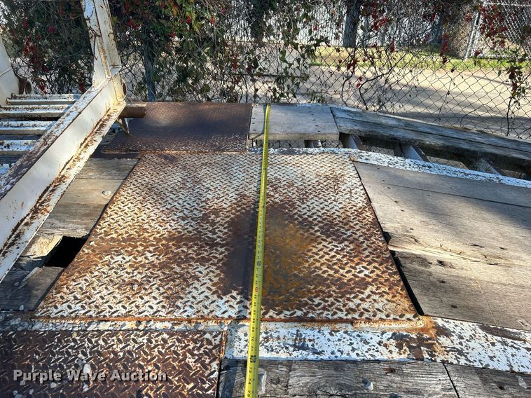 image for item OM9056 2012 Kraftsman  equipment trailer