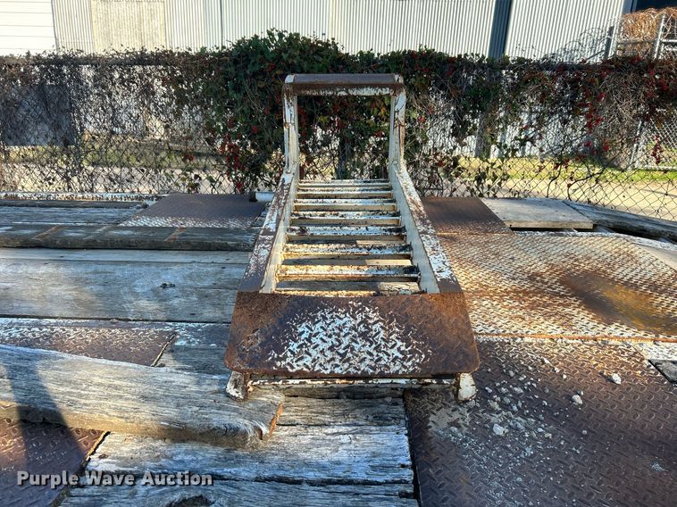 image for item OM9056 2012 Kraftsman  equipment trailer