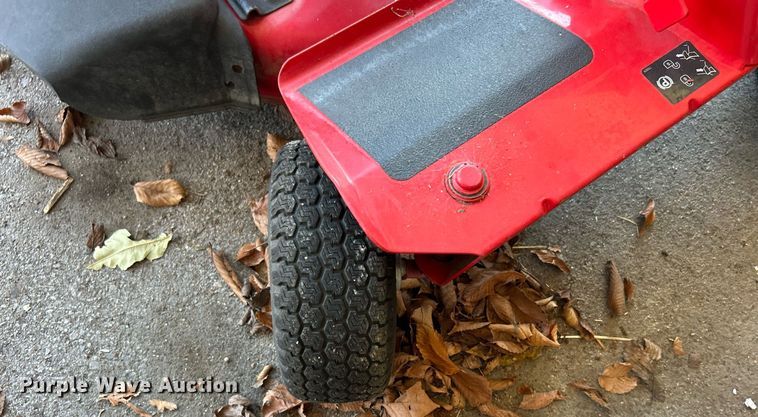 image for item OM9058 (2) Snapper lawn mowers