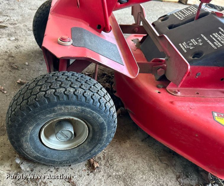 image for item OM9059 (2) Snapper lawn mowers