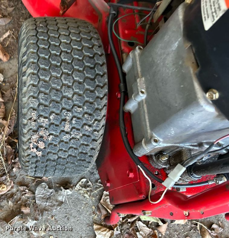 image for item OM9059 (2) Snapper lawn mowers