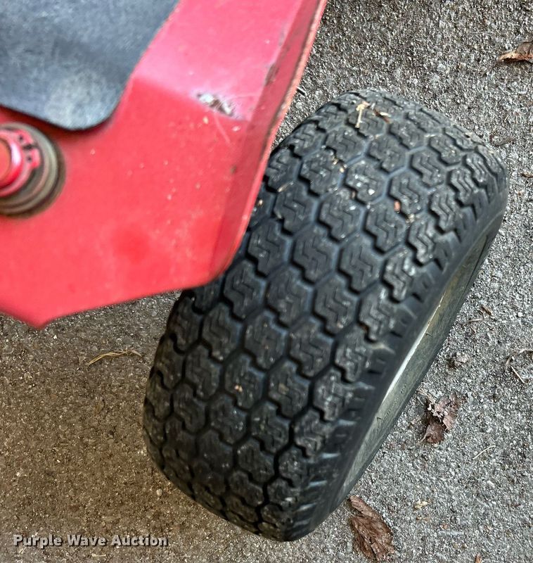 image for item OM9059 (2) Snapper lawn mowers