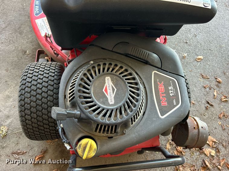 image for item OM9060 (2) Snapper lawn mowers