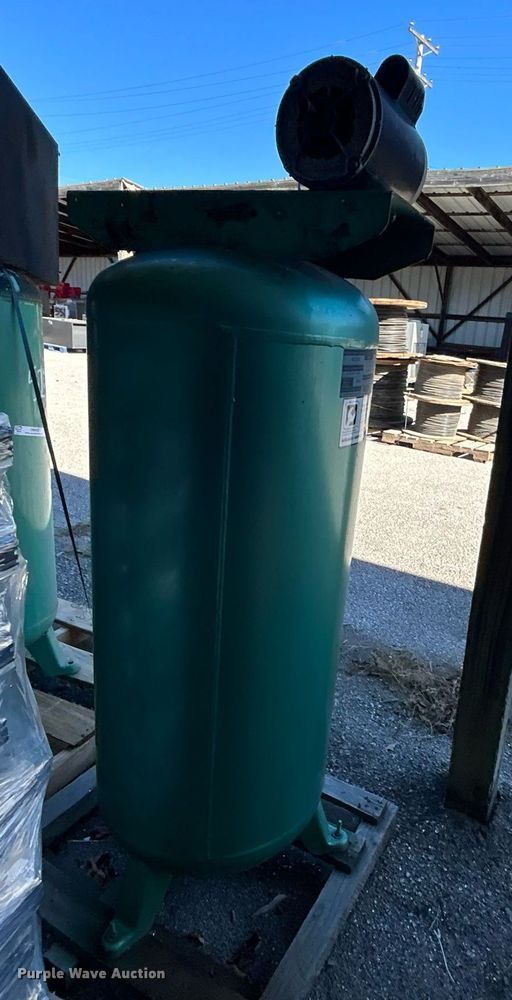 image for item OM9061 Speedaire 4B236B  air compressor