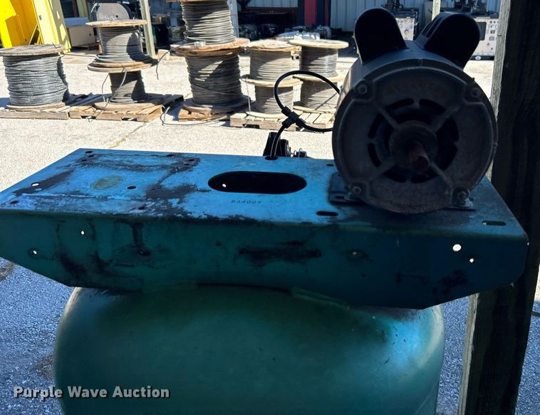 image for item OM9061 Speedaire 4B236B  air compressor