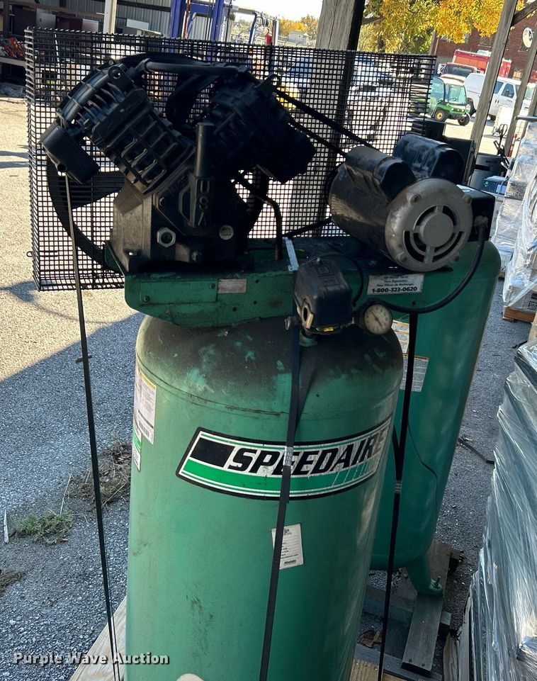 image for item OM9062 Speedaire 3JR76  air compressor