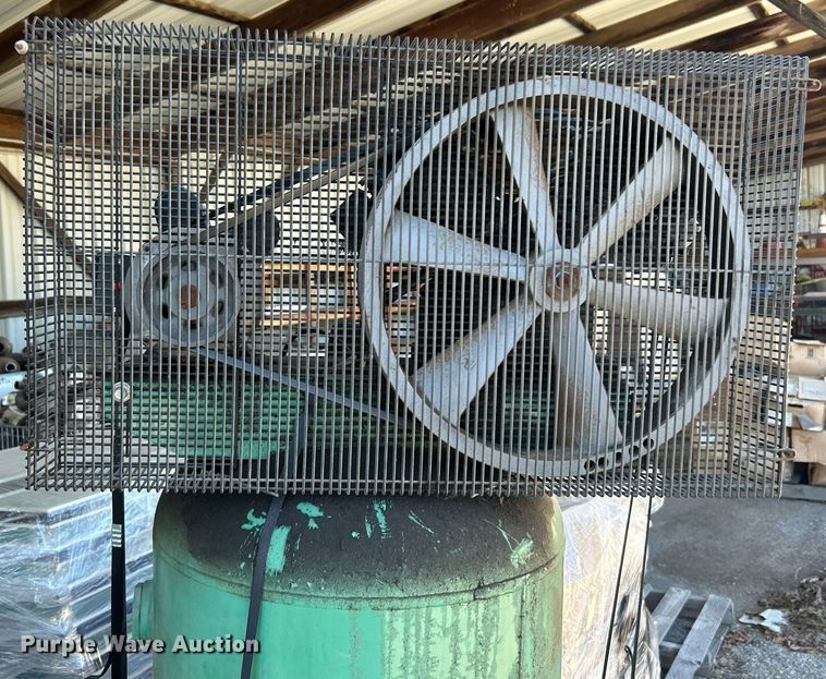 image for item OM9062 Speedaire 3JR76  air compressor