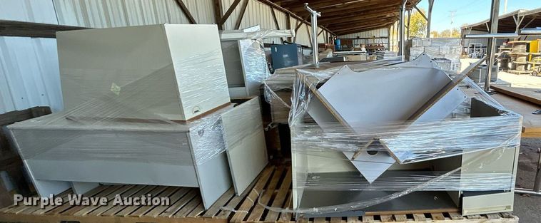 image for item OM9063 Office Furniture