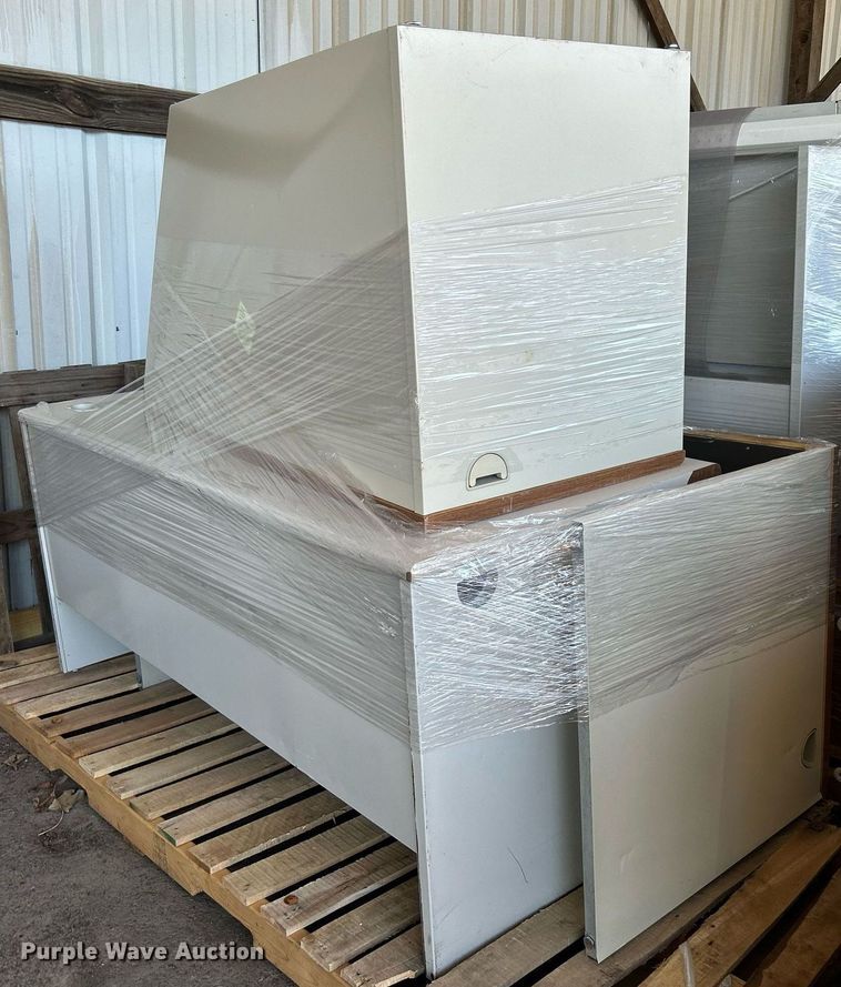 image for item OM9063 Office Furniture