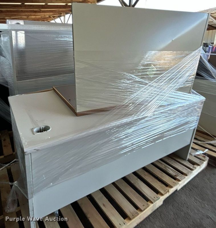 image for item OM9063 Office Furniture