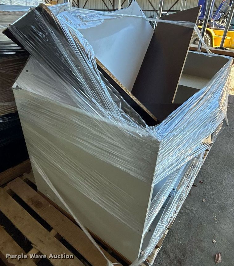 image for item OM9063 Office Furniture