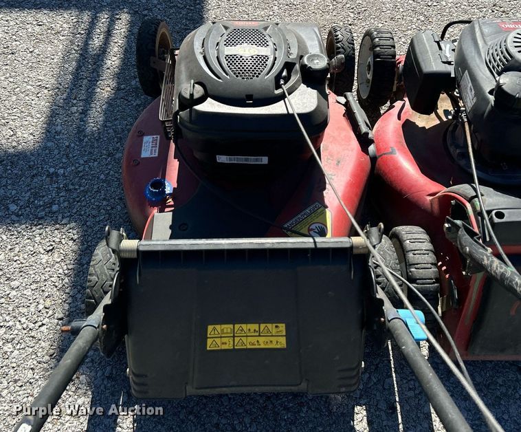 image for item OM9064 (3) lawn mowers