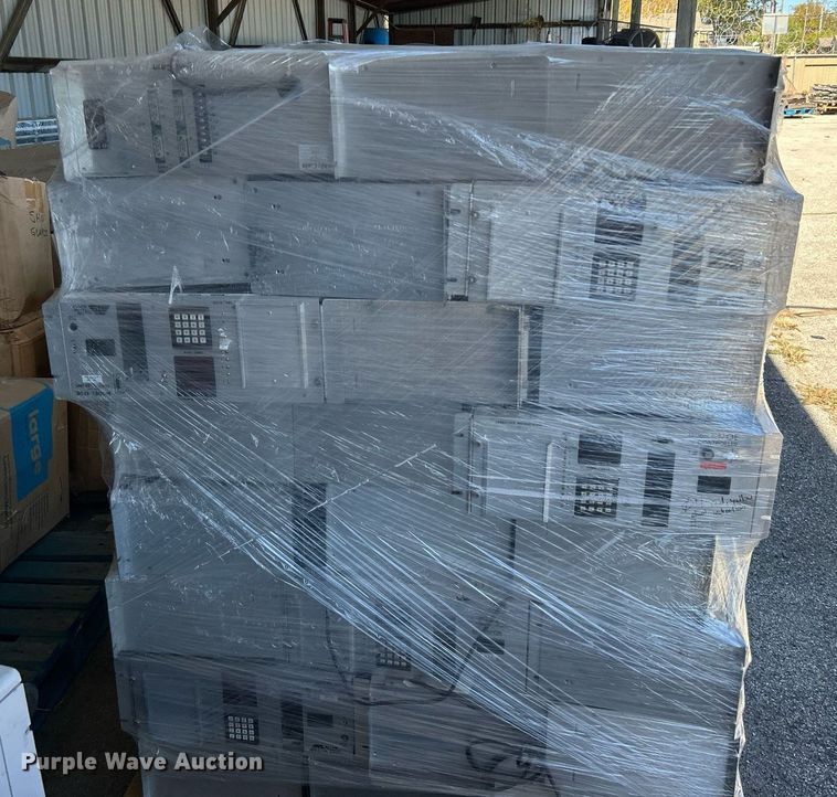 image for item OM9066 Approximately (50) 170 controllers